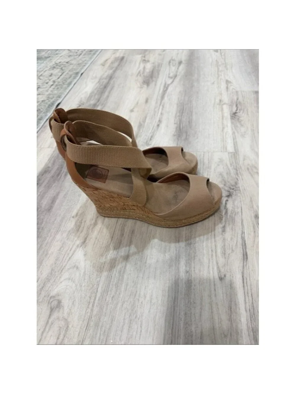 TORY Burch Wedge Espadrille Sandals in Taupe size 9.5